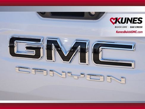 Used 2026 GMC Canyon AT4X w/ LPO, Black Badging Package AWD/4WD image 14