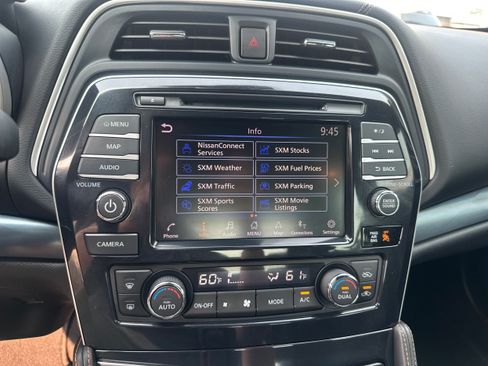 Used 2021 Nissan Maxima SR w/ Sport Mat Group FWD image 14