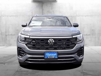New 2026 Volkswagen Atlas Cross Sport SEL Premium R-Line