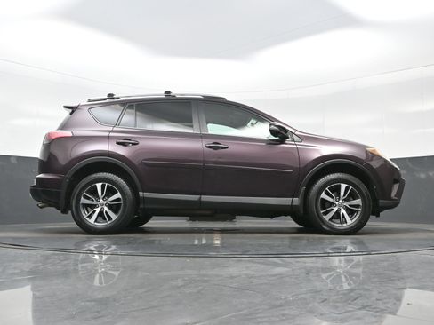 Used 2016 Toyota RAV4 XLE AWD/4WD image 33