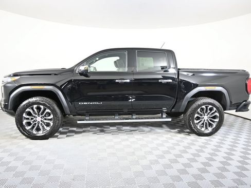 Used 2026 GMC Canyon Denali AWD/4WD image 2