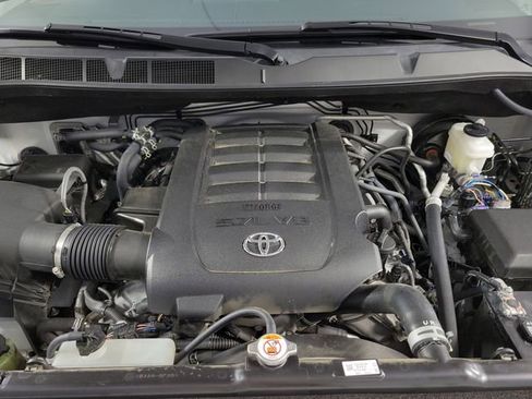 Used 2020 Toyota Sequoia Platinum image 14