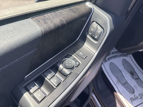 Used 2024 Ford F350 Lariat w/ Camper Package image 16