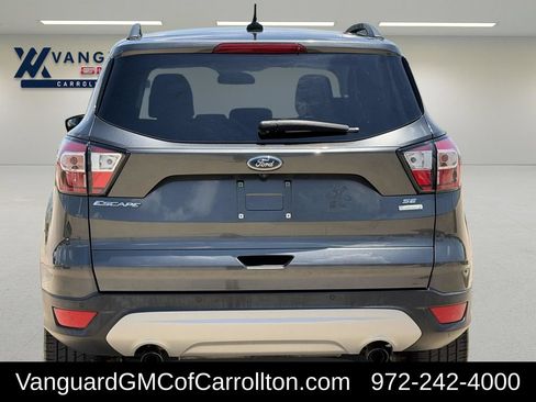 Used 2018 Ford Escape SE w/ SE Sync 3 Package FWD image 8