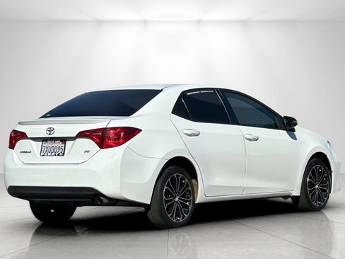 Used 2017 Toyota Corolla SE w/ Carpet Mat Package (TMS) image 3