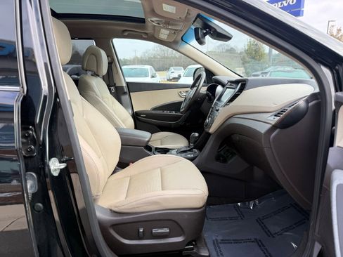 Used 2018 Hyundai Santa Fe Limited image 29