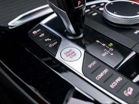 Certified 2024 BMW X3 xDrive30i w/ Premium Package w/ZPA image 19