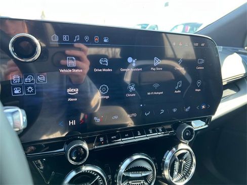 Used 2025 Chevrolet Blazer EV LT image 24