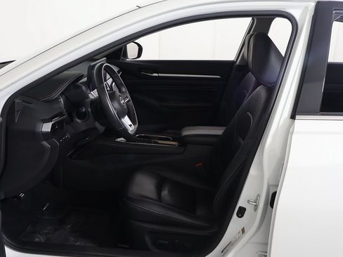 Used 2023 Nissan Altima 2.5 SR w/ SR Premium Package FWD image 25