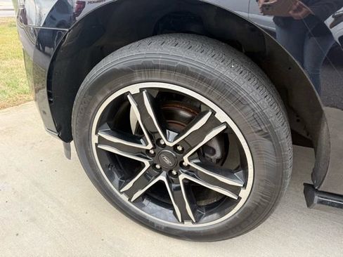 Used 2019 Ford Expedition Max Limited w/ Equipment Group 303A image 5