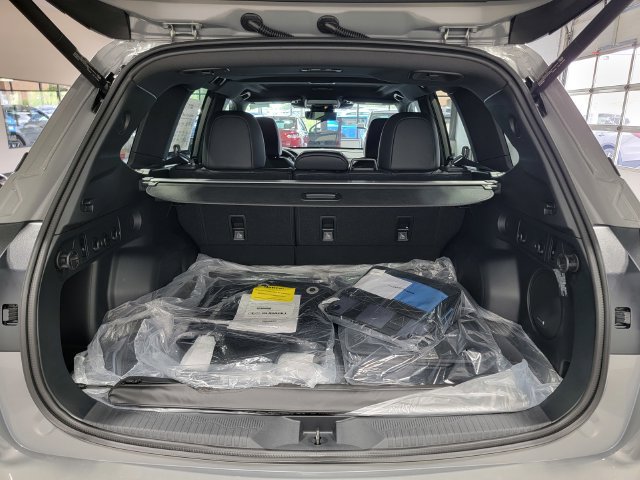 New 2026 Subaru Forester Touring AWD/4WD image 34