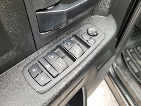 Used 2019 RAM 1500 Tradesman w/ Chrome Plus Package image 18