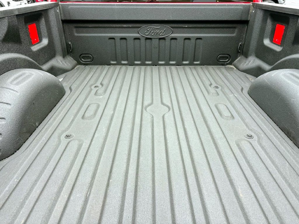 Used 2022 Ford F350 Lariat AWD/4WD image 5