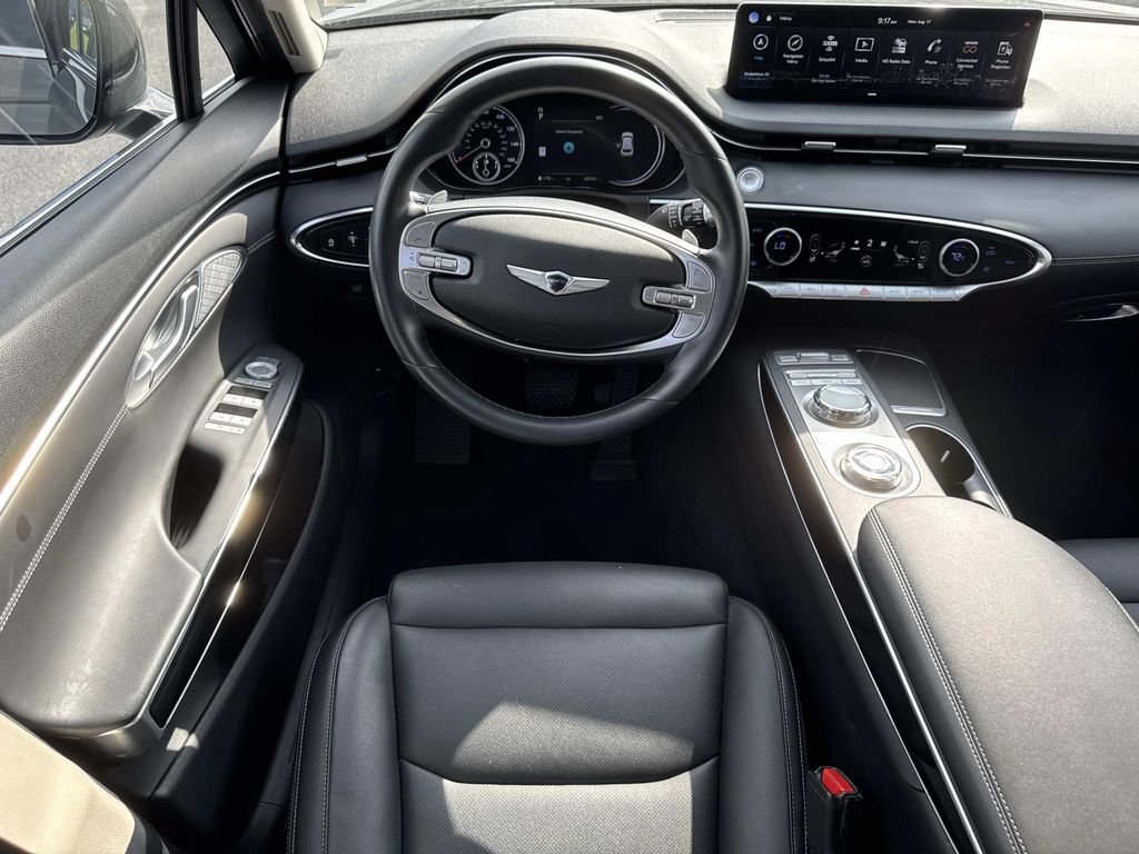 Used 2025 Genesis GV70 2.5T AWD/4WD image 14