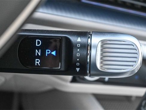 Certified 2024 Hyundai Ioniq 6 SEL image 25