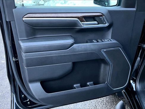 Used 2023 GMC Sierra 1500 Elevation image 20