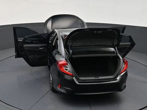 Used 2017 Honda Civic EX image 32