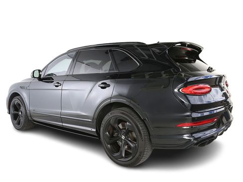 Used 2022 Bentley Bentayga AWD/4WD image 3