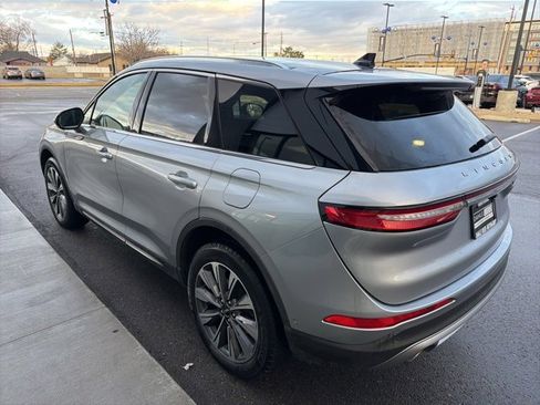 Used 2021 Lincoln Corsair Reserve w/ Equipment Group 201A image 5