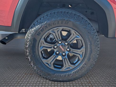 Used 2024 GMC Canyon Elevation w/ Trailering Package image 10