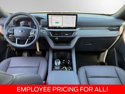 New 2026 Ford Explorer Platinum RWD image 11