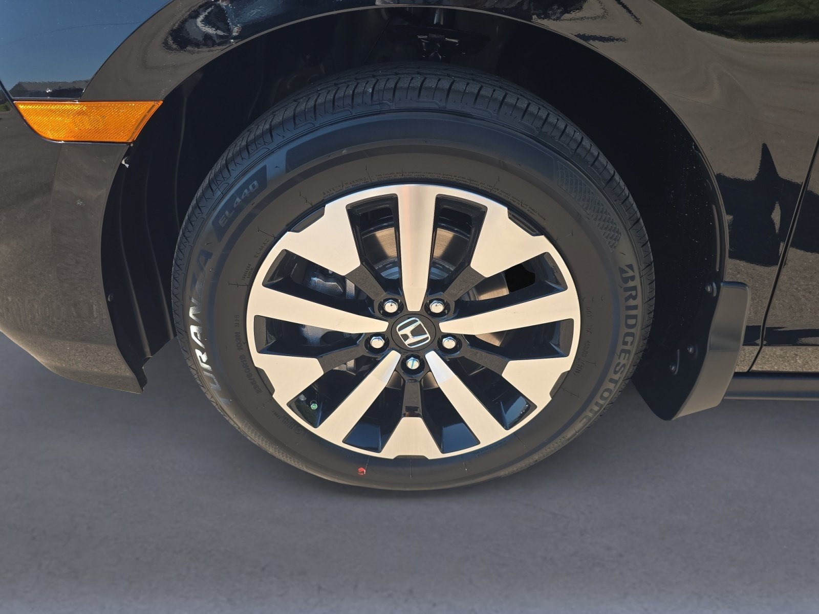 New 2027 Honda Odyssey EX-L image 10