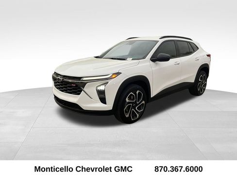 Used 2024 Chevrolet Trax RS w/ Driver Confidence Package image 7