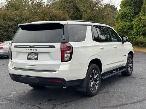 Used 2024 Chevrolet Tahoe Z71 w/ Luxury Package image 3