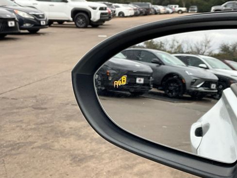 Used 2025 Volkswagen Jetta Sport image 17