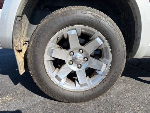 Used 2012 RAM 1500 Laramie AWD/4WD image 8