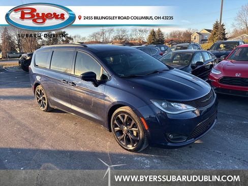 Used 2018 Chrysler Pacifica Touring-L Plus w/ Advanced Safetytec Group image 1