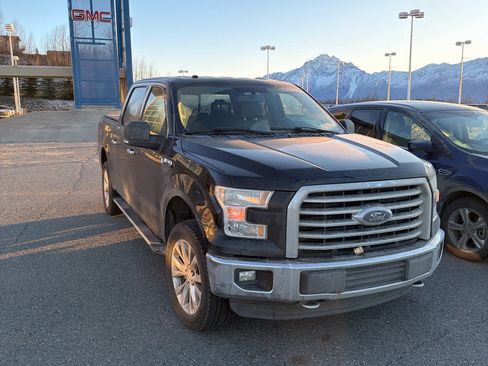 Used 2016 Ford F150 XLT w/ Equipment Group 302A Luxury image 2