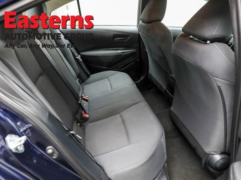 Used 2022 Toyota Corolla LE image 23