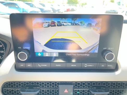 Certified 2025 Honda HR-V LX image 26