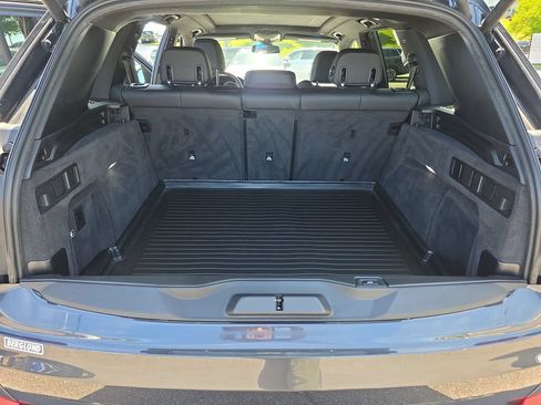 Used 2020 BMW X5 xDrive40i w/ Convenience Package AWD/4WD image 16