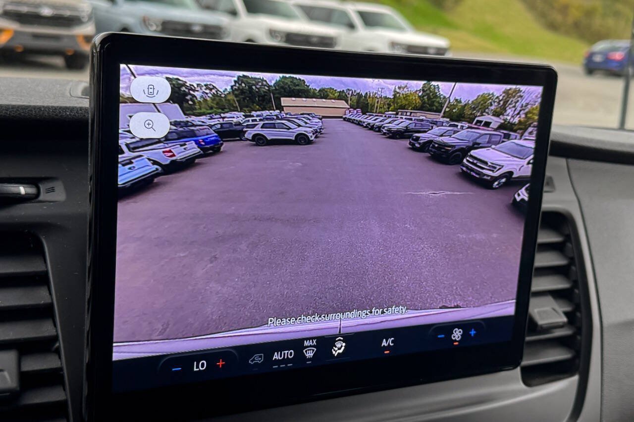 Used 2023 Ford E-Transit Medium Roof RWD image 24