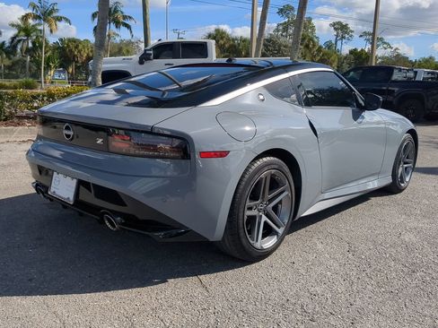 Used 2024 Nissan Z Sport w/ Floor Mat Package image 5