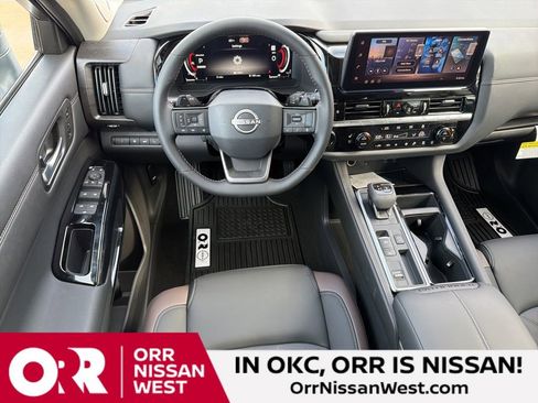 New 2026 Nissan Pathfinder Platinum image 21