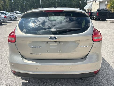 Used 2015 Ford Focus Titanium w/ Titanium Technology Package image 7