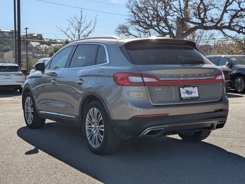 Used 2017 Lincoln MKX Reserve w/ Lincoln MKX Climate Package image 5