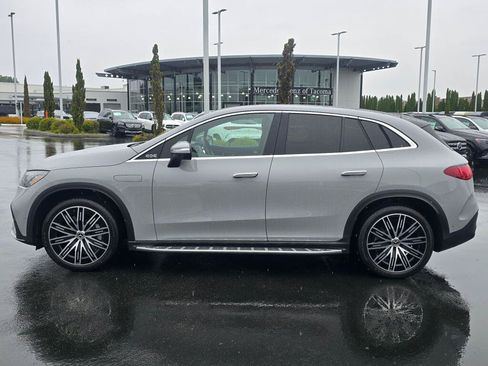 Used 2023 Mercedes-Benz EQE 350+ 4MATIC SUV image 3