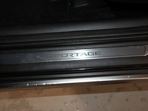 Used 2019 Kia Sportage EX w/ EX Sport Appearance Package image 7