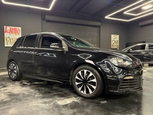 Used 2012 Volkswagen GTI 4-Door FWD image 3
