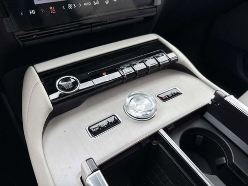 New 2026 Lincoln Navigator L Reserve w/ Jet Appearance Package image 28