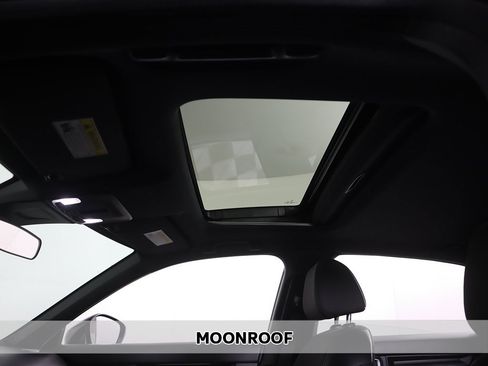 Used 2025 Honda Civic Sport image 3