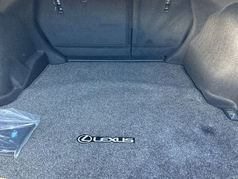 Used 2023 Lexus IS 350 F Sport image 12