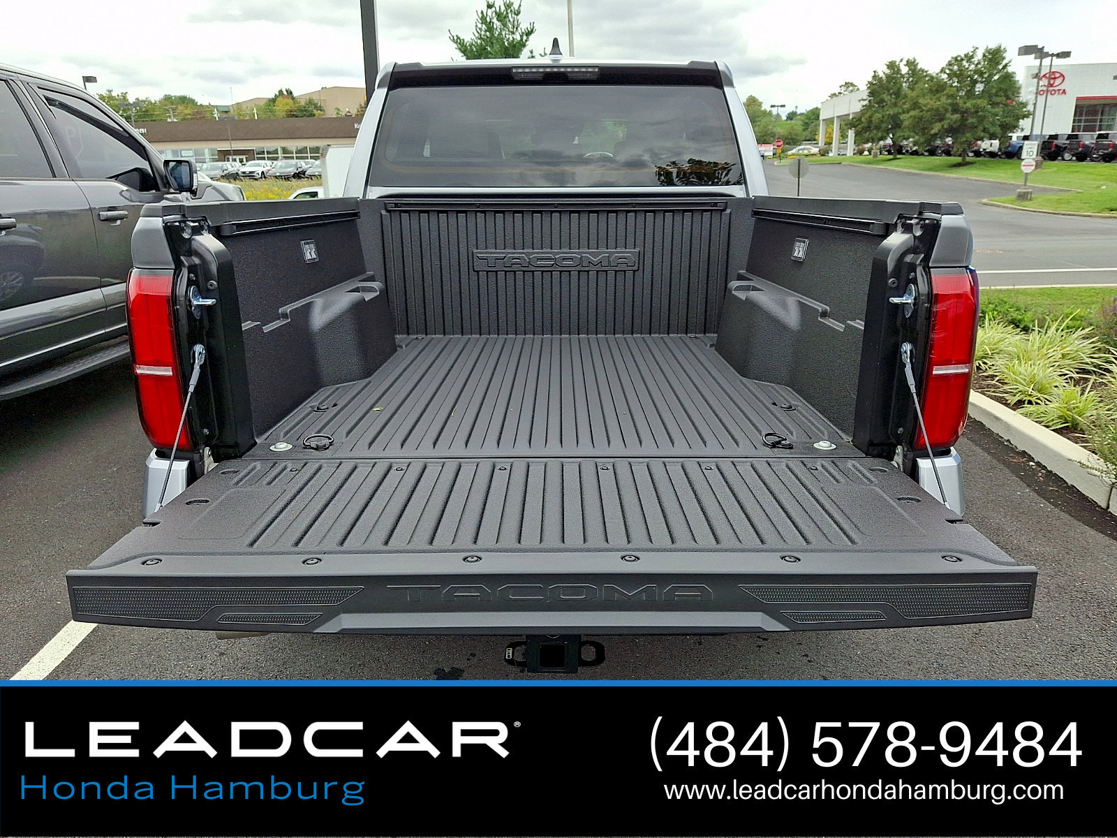 Used 2026 Toyota Tacoma SR5 AWD/4WD image 30