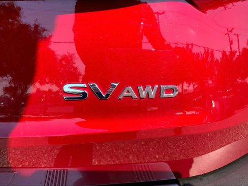 Used 2023 Nissan Rogue SV AWD/4WD image 10