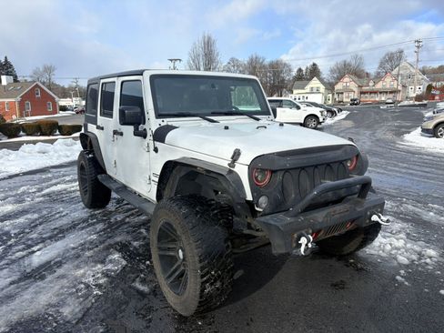 Used 2017 Jeep Wrangler Unlimited Sport w/ Quick Order Package 24S image 3