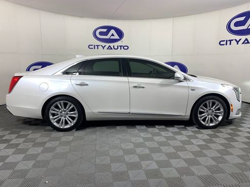 Used 2019 Cadillac XTS Luxury w/ Driver Awareness Package image 4